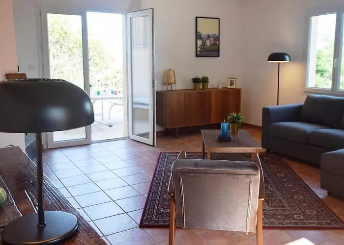 Lovely Villa In Joyeuse With Private Swimming Pool 빌라 쥬와유스