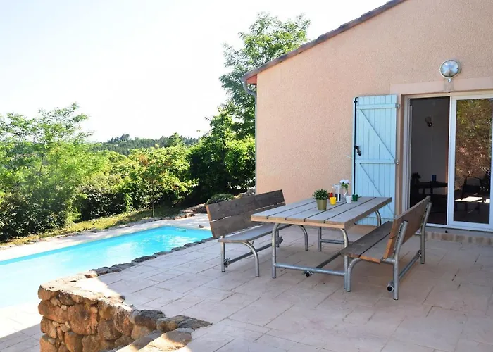 빌라 Lovely Villa In Joyeuse With Private Swimming Pool